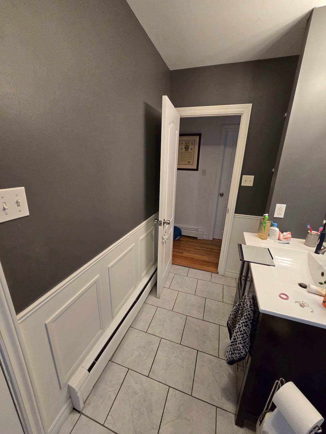 Laurier Street bathroom before renovation — third angle.